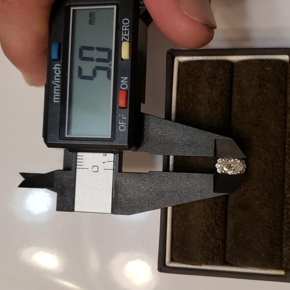 Jared Oval Diamond Halo 14k white gold engagement ring - Picture 13 of 17